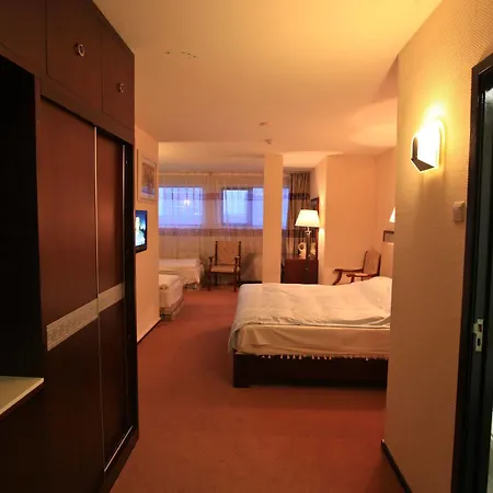 Otel New Ocean Paradise 3*